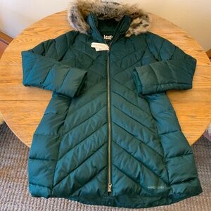 LANDS’ END fleece lined dk green coat/NWT in bag/MT/removable hood/2 way zip